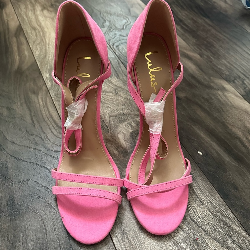 New lulus pink strappy heels size 11